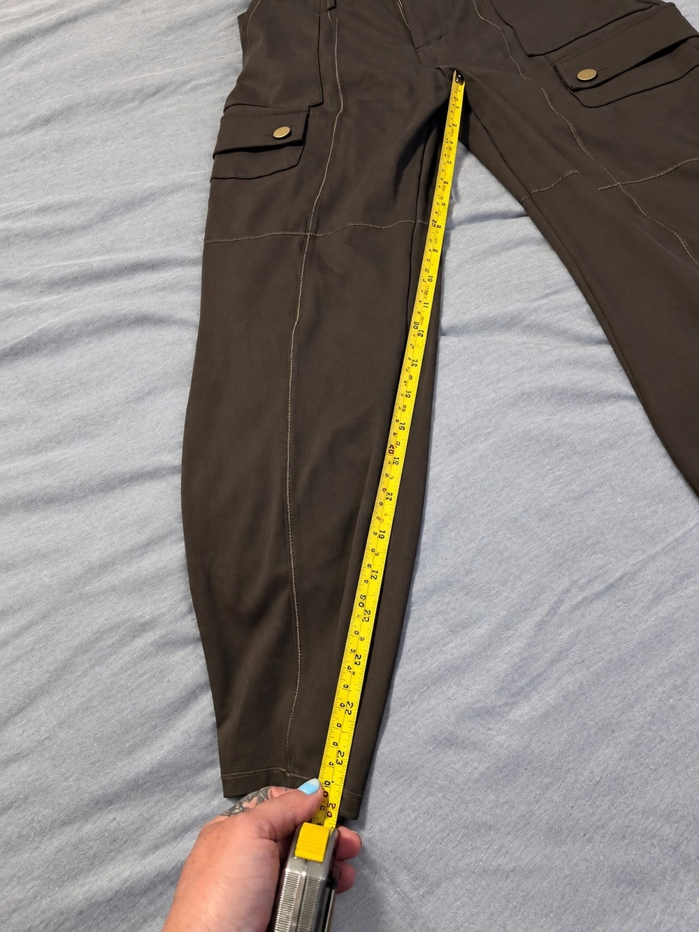Halara Cargo Pocket Straight Leg Pants in Brown XS - Picture 5 of 5